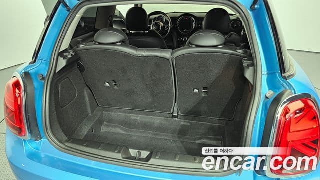 Mini Cooper 3세대, 2019 20