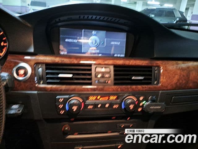 BMW 3시리즈 (E90) 320i седан, 2006 12