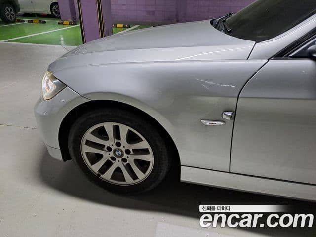 BMW 3시리즈 (E90) 320i седан, 2006 17