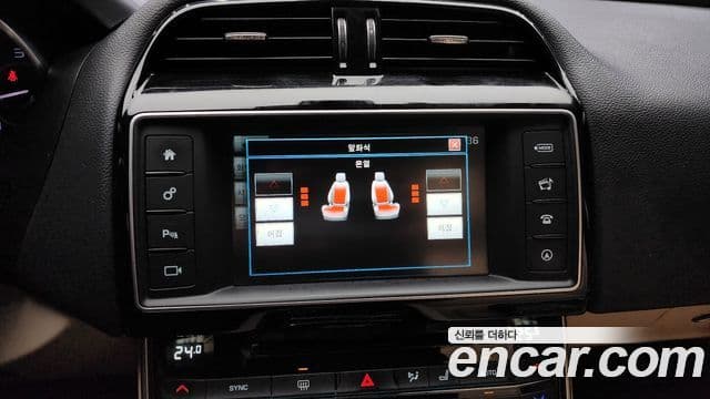 Jaguar XE Prestige, 2016 16