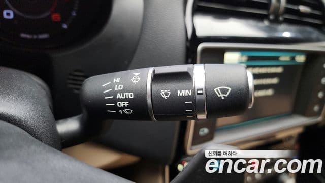 Jaguar XE Prestige, 2016 18