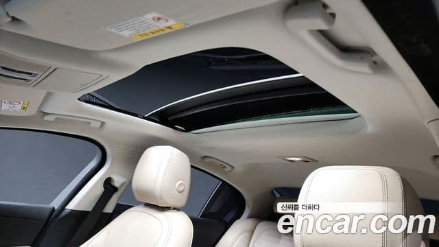 Jaguar XE Prestige, 2016 19