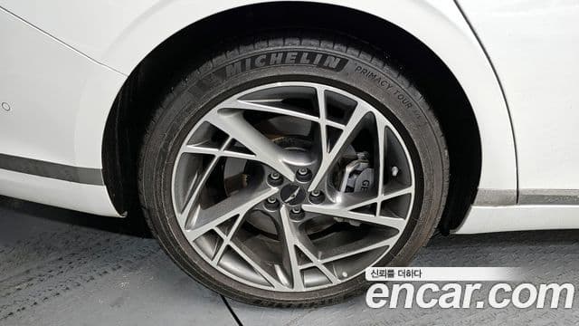 Genesis G90 (RS4) бензин 3.5 турбо 2WD, 2025 все фото