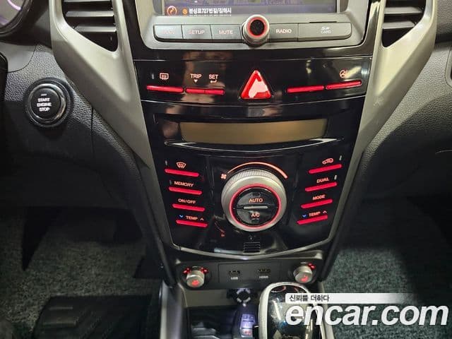 KG모빌리티(SsangYong) Tivoli LX 2WD, 2016 12