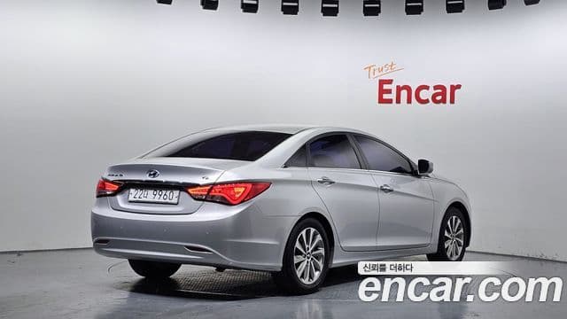 Hyundai Sonata The / новый 브릴리언트 LPI Smart(для людей с инвалидностью), 2014 2
