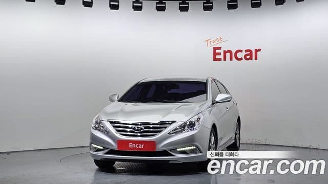 Hyundai Sonata The / новый 브릴리언트 LPI Smart(для людей с инвалидностью), 2014 3