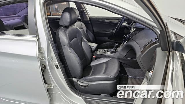 Hyundai Sonata The / новый 브릴리언트 LPI Smart(для людей с инвалидностью), 2014 10