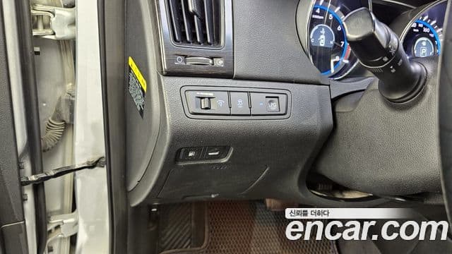 Hyundai Sonata The / новый 브릴리언트 LPI Smart(для людей с инвалидностью), 2014 16