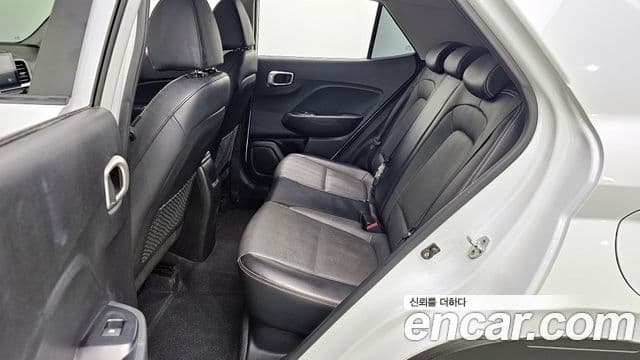 Hyundai Venue Modern, 2020 11