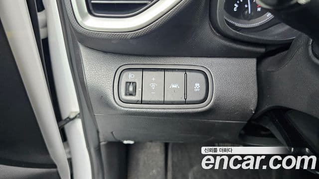 Hyundai Venue Modern, 2020 14