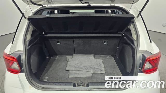 Hyundai Venue Modern, 2020 20