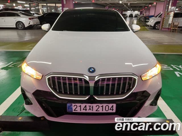 BMW 5시리즈 (G60) 530e M Sport, 2025 1