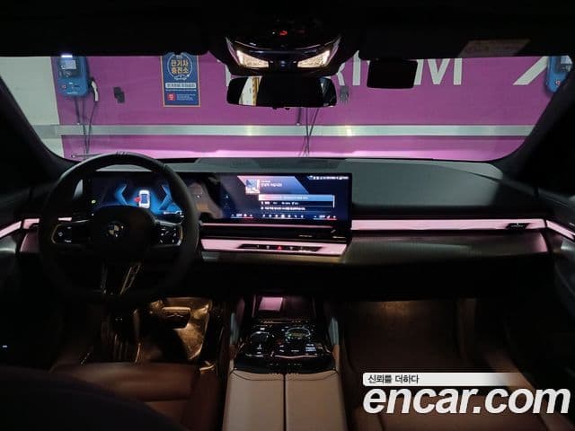 BMW 5시리즈 (G60) 530e M Sport, 2025 9