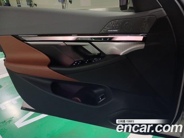 BMW 5시리즈 (G60) 530e M Sport, 2025 12