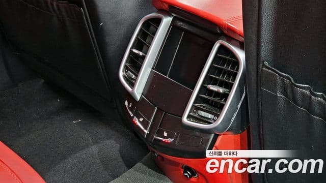 Porsche New Cayenne 958, 2016 19