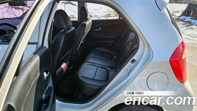 Kia The / новый New Morning Luxury, 2016 11