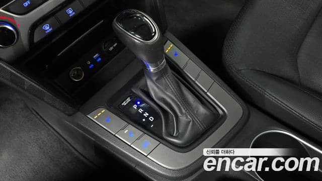 Hyundai Avante AD 1.6 GDI Smart, 2017 9