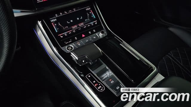 Audi Q8 (4M) Premium, 2021 9