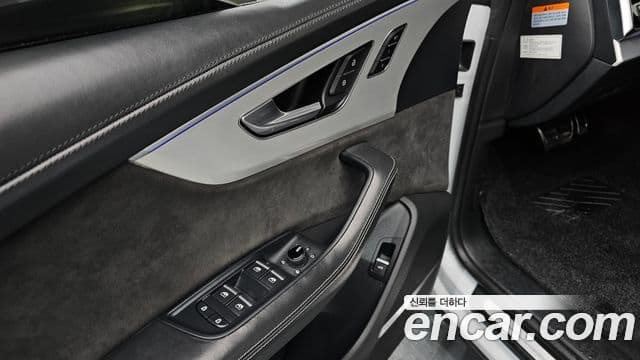 Audi Q8 (4M) Premium, 2021 13