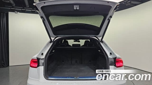 Audi Q8 (4M) Premium, 2021 20