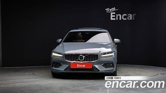 Volvo S60 3세대 B5 Ultimate Bright, 2023 3