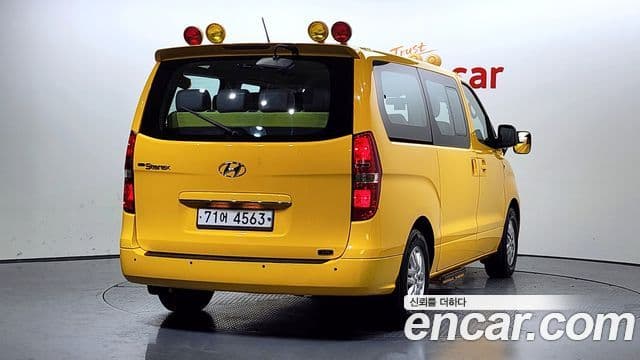 Hyundai Grand Starex детский перевозочный автомобиль LPi, 2018 2