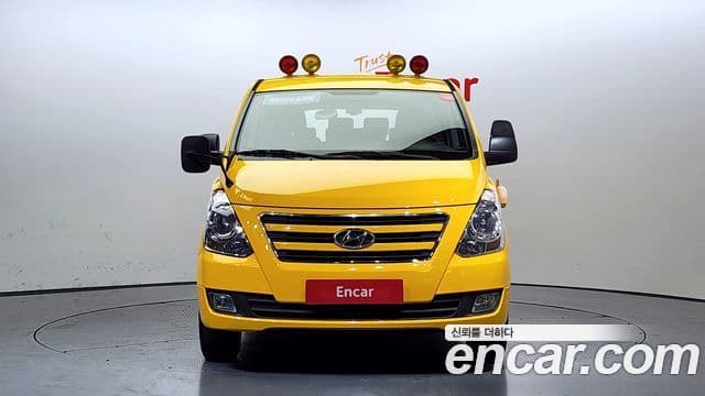 Hyundai Grand Starex детский перевозочный автомобиль LPi, 2018 3