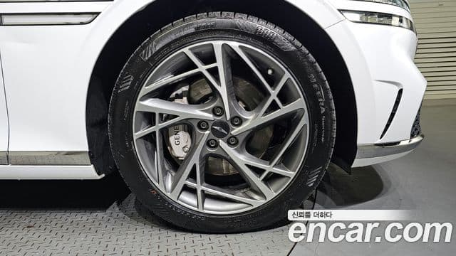 Genesis G90 (RS4) бензин 3.5 турбо 2WD, 2022 все фото