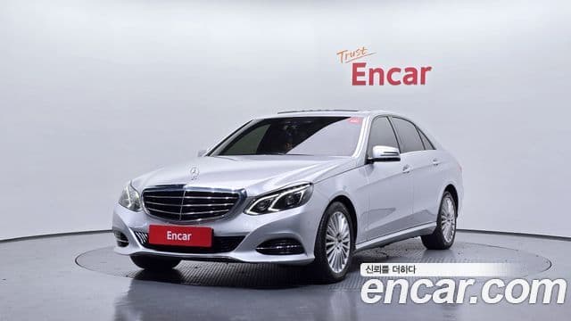 Mercedes-Benz E-класс W212 E300 Elegance, 2014 1