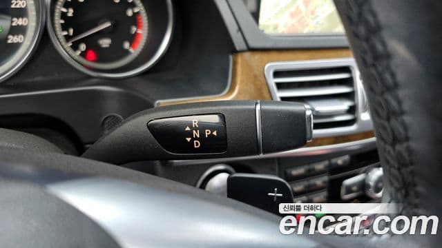 Mercedes-Benz E-класс W212 E300 Elegance, 2014 13