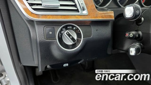 Mercedes-Benz E-класс W212 E300 Elegance, 2014 16