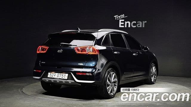 Kia Niro Prestige, 2017 2