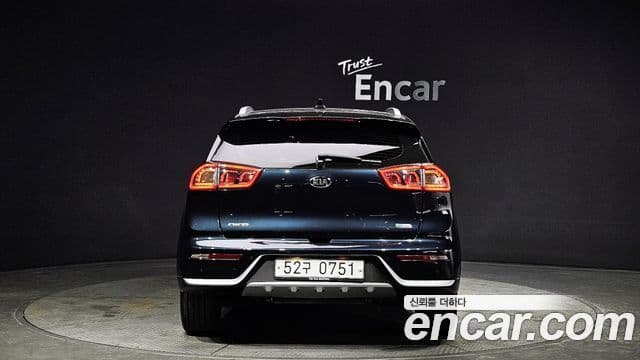 Kia Niro Prestige, 2017 4