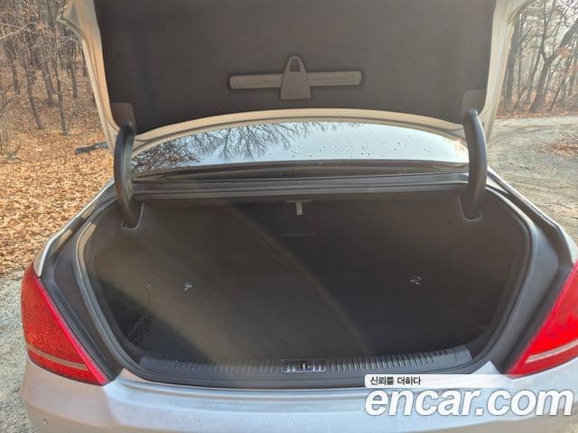 Genesis EQ900 Luxury, 2016 9