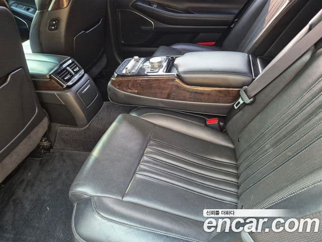 Genesis EQ900 Luxury, 2016 10