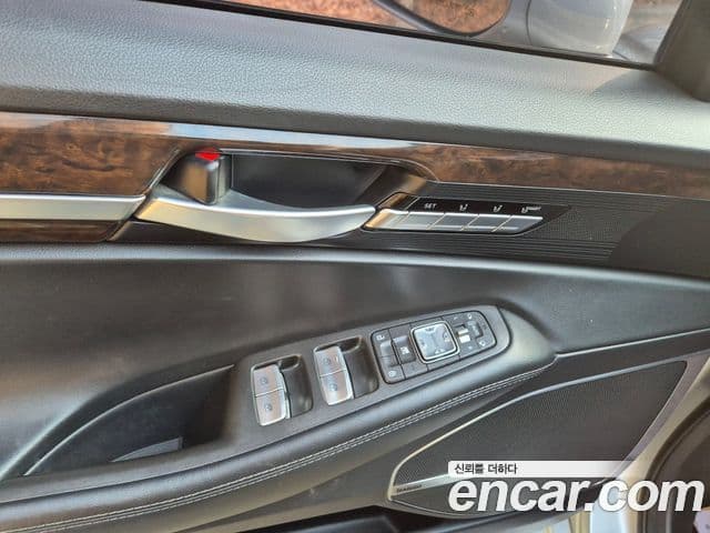 Genesis EQ900 Luxury, 2016 12