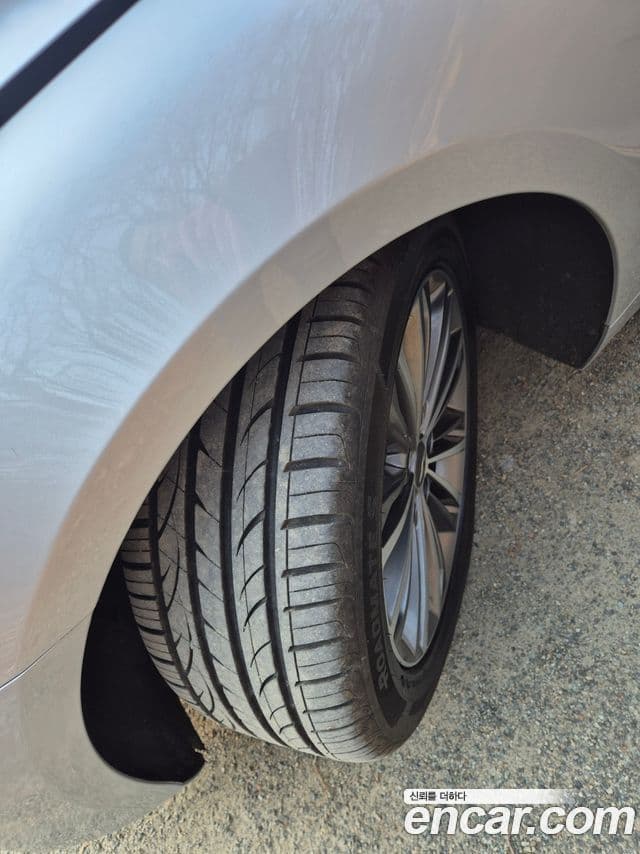 Genesis EQ900 Luxury, 2016 15