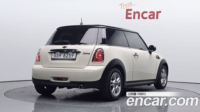 Mini Cooper SE, 2012 2