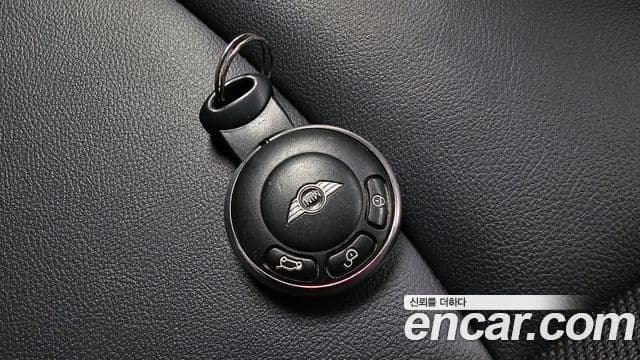 Mini Cooper SE, 2012 18