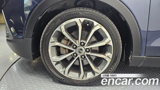 KG모빌리티(SsangYong) Tivoli Air дизель RX 4WD, 2016 все фото