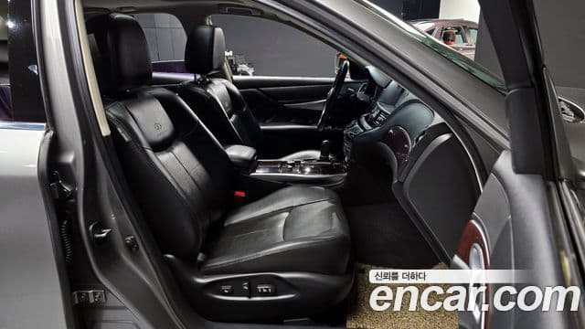 Infiniti M37 Y51, 2011 10