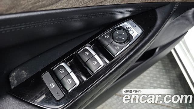 Kia K8 Trendy(арендный автомобиль), 2022 14