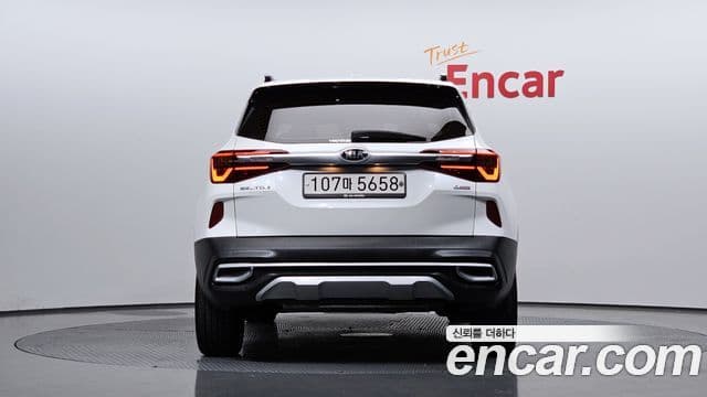 Kia Seltos Signature, 2021 4