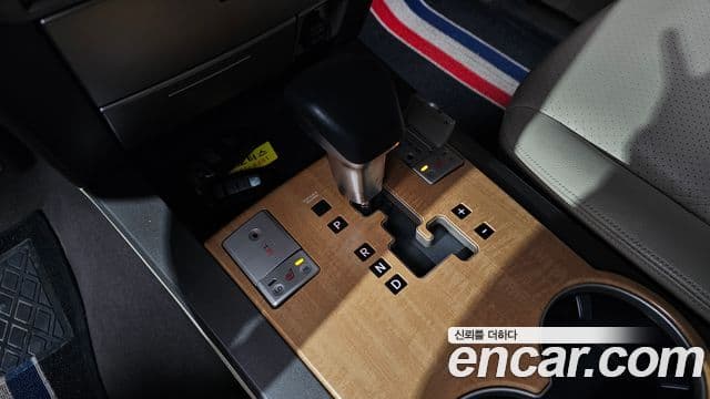 Kia Mohave люксовая версия, 2008 9