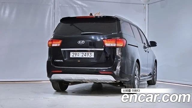 Kia All New Carnival Luxury, 2015 2