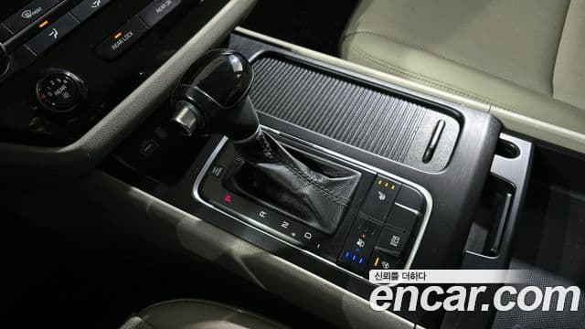 Kia All New Carnival Luxury, 2015 9