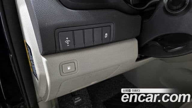 Kia All New Carnival Luxury, 2015 14