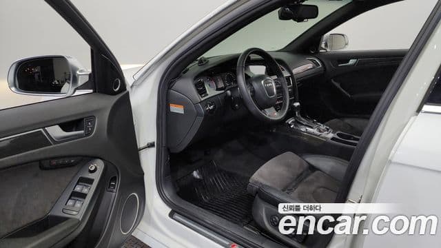 Audi New S4 B8, 2010 10