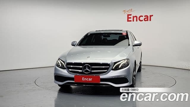 Mercedes-Benz E-класс W213 Avantgarde, 2020 3