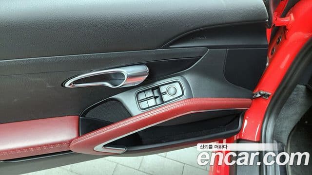 Porsche 718 카이맨 S 2.5, 2017 18